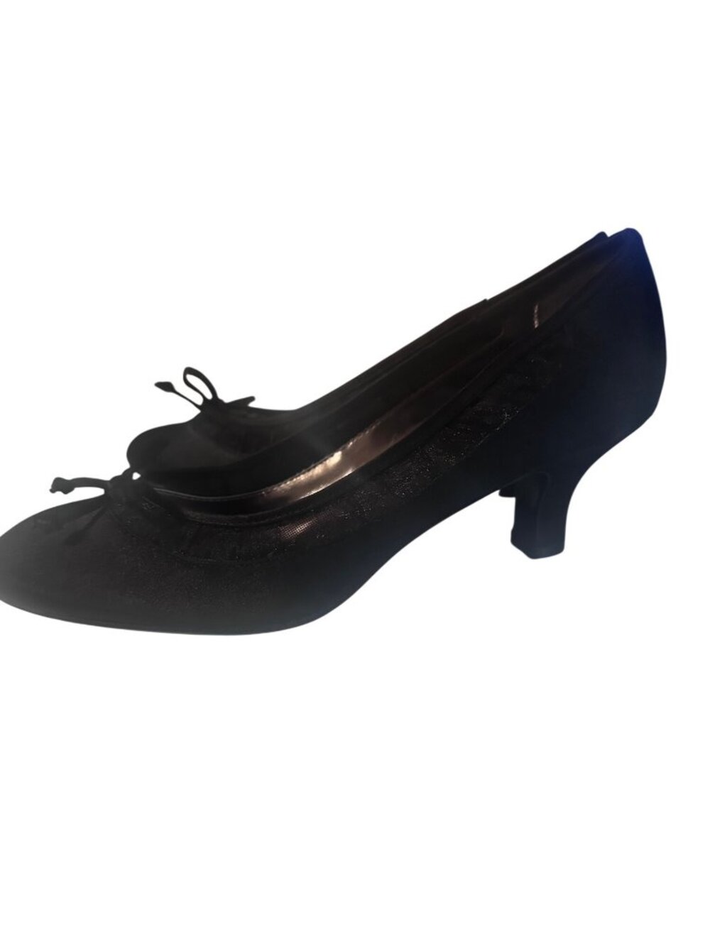 Mootsies Tootsies black pump with semi sheer panals and bow size 7